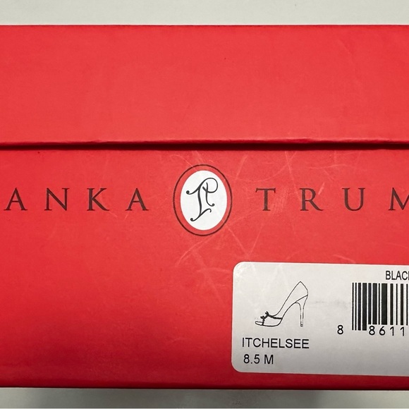 IVANKA TRUMP 4 1/2 inch heel Elegant Black Satin Heels with Rhinestones Sz 8.5 - Picture 6 of 6